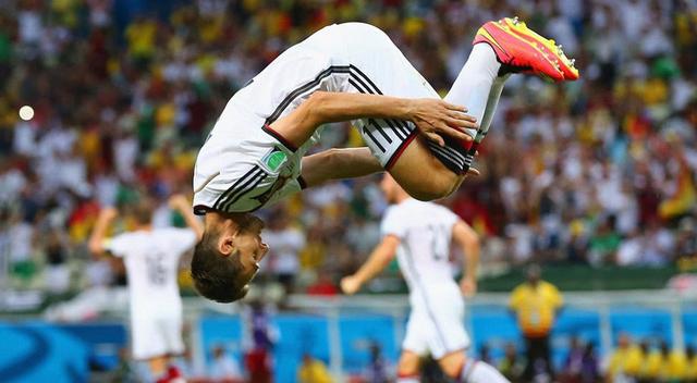 米兰体育入口-包含比赛神操作：球员的高难度精彩表演的词条