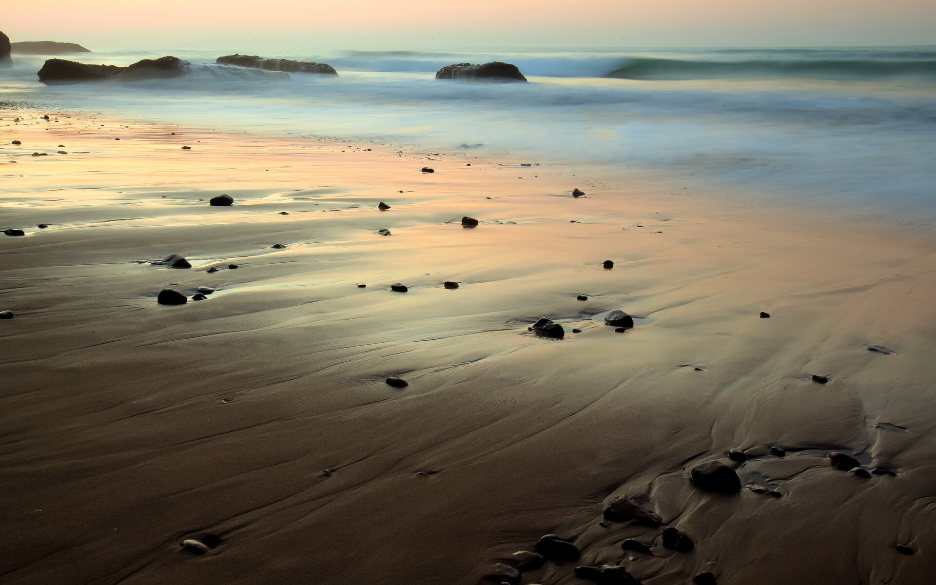 AC米兰体育-乔·波尔曼精准的长传与突破创造出更多进攻机会，乔波伊是谁